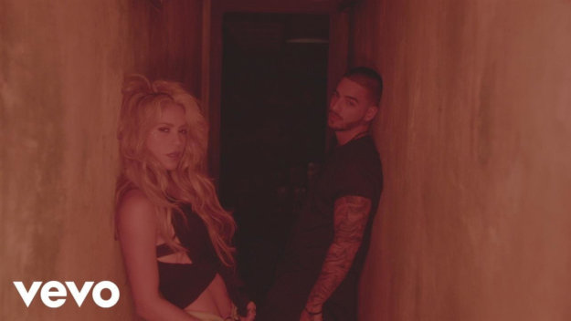 Shakira — Chantaje ft. Maluma